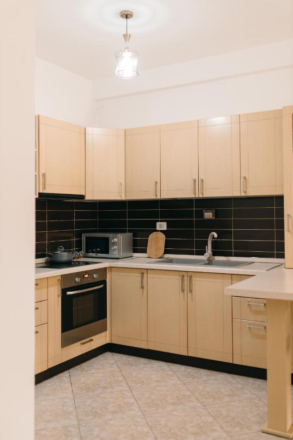 Rs Place 1-Bedroom Apartment Tirana Exterior photo